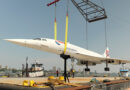 Concorde úszik a Hudson folyón