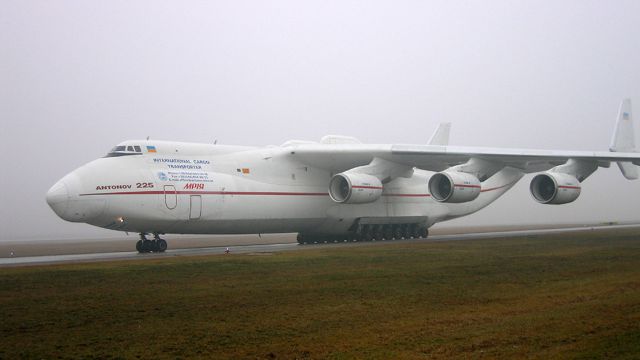 Sok száz tonna landolt az égből