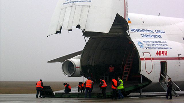 A rámpát nem kézzel hajlítják ki.